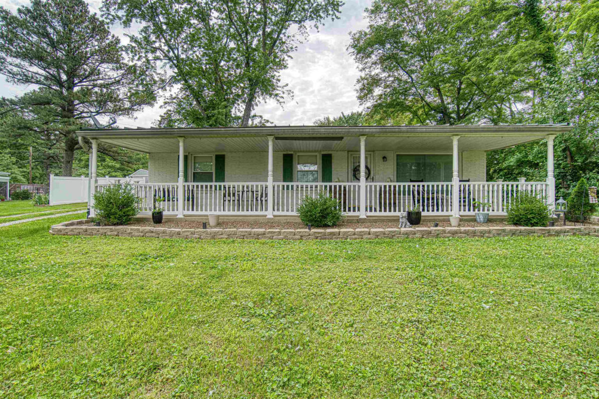 880 HWY 2084 S, HENDERSON, KY 42420, photo 1 of 41